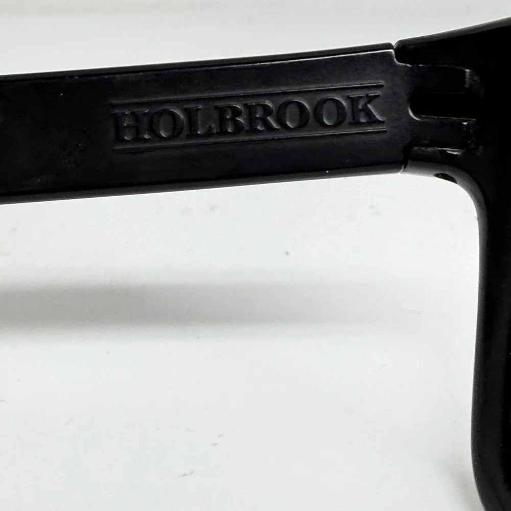 Oakley Holbrook OO910201 Sunglasses Black‎ Lens Scratched Square Frame Men 21057
